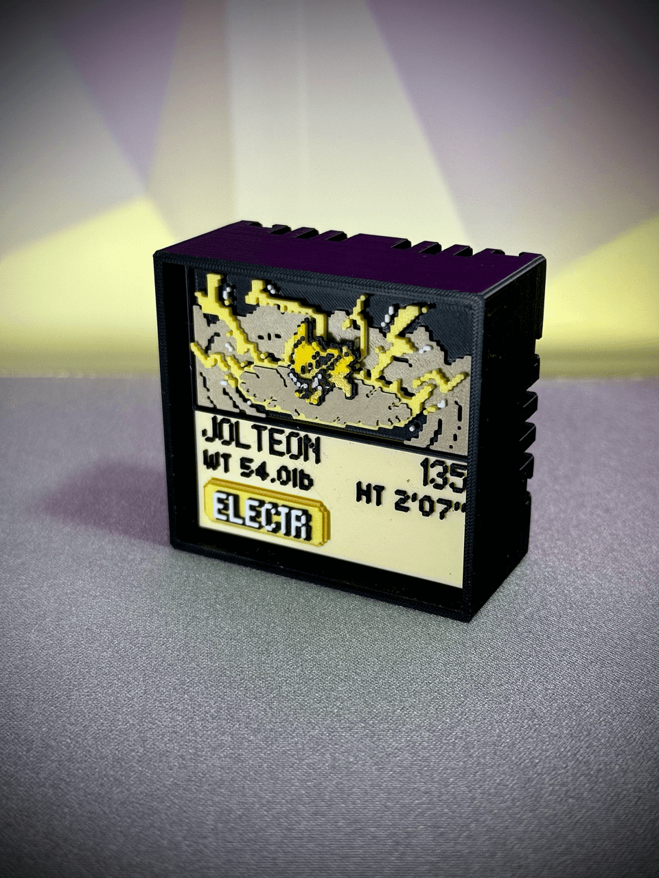 PokeBox Coleccionable Jolteon #135